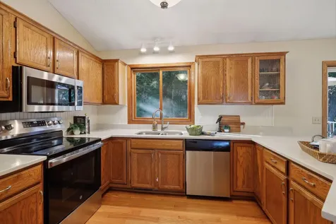 10553 166th Street W Lakeville MN 55044