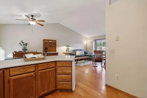 10553 166th Street W Lakeville MN 55044