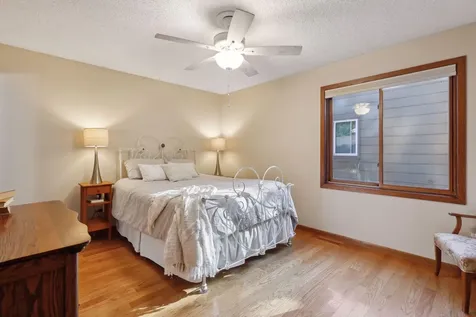 10553 166th Street W Lakeville MN 55044