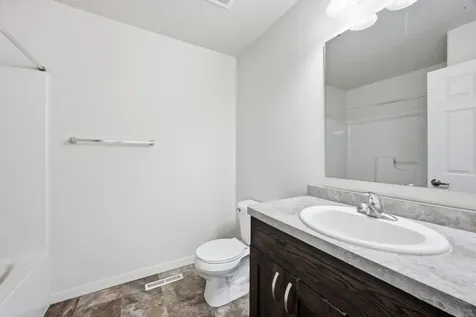 5486 Tyler Avenue S Fargo ND 58104