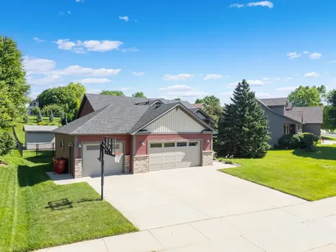 2544 Boulder Ridge Drive NW Rochester MN 55901