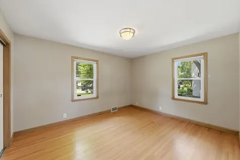 3426 Zenith Avenue N Robbinsdale MN 55422