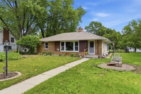 3426 Zenith Avenue N Robbinsdale MN 55422
