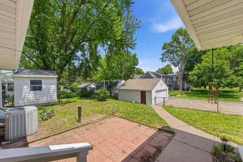 3426 Zenith Avenue N Robbinsdale MN 55422