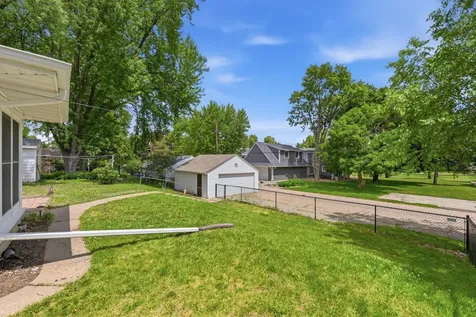 3426 Zenith Avenue N Robbinsdale MN 55422