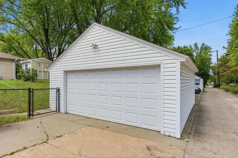 3426 Zenith Avenue N Robbinsdale MN 55422
