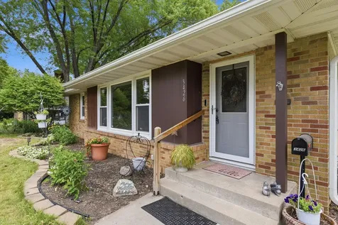 3426 Zenith Avenue N Robbinsdale MN 55422