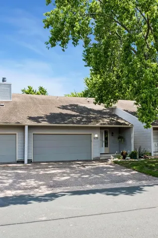954 Carmel Court Shoreview MN 55126