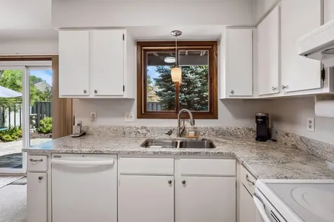 954 Carmel Court Shoreview MN 55126