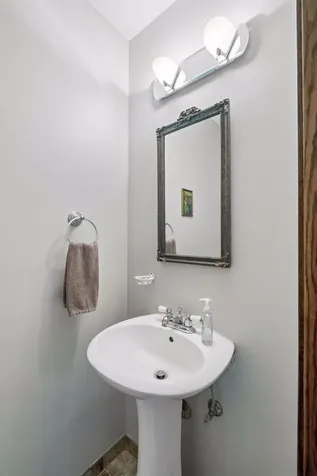 954 Carmel Court Shoreview MN 55126