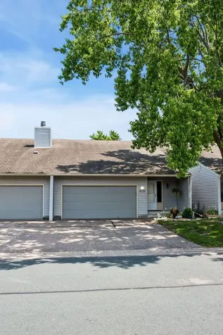 954 Carmel Court Shoreview MN 55126