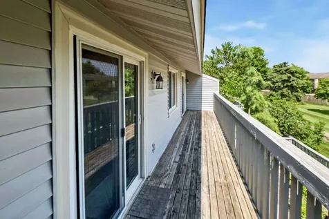 954 Carmel Court Shoreview MN 55126