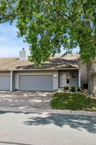 954 Carmel Court Shoreview MN 55126