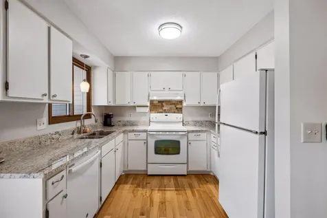 954 Carmel Court Shoreview MN 55126