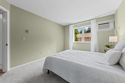 1560 Wheelock Lane Saint Paul MN 55117