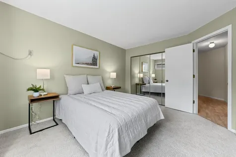 1560 Wheelock Lane Saint Paul MN 55117
