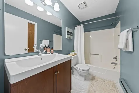 1560 Wheelock Lane Saint Paul MN 55117