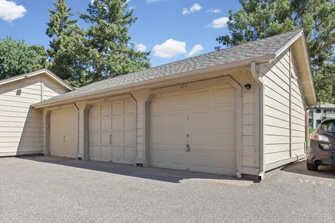 1560 Wheelock Lane Saint Paul MN 55117