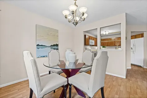 1560 Wheelock Lane Saint Paul MN 55117