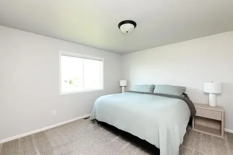 1444 69 Avenue S Fargo ND 58104