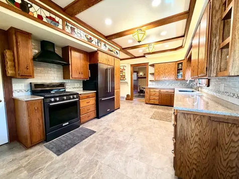 605 Park Street Jackson MN 56143