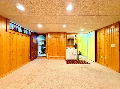 605 Park Street Jackson MN 56143