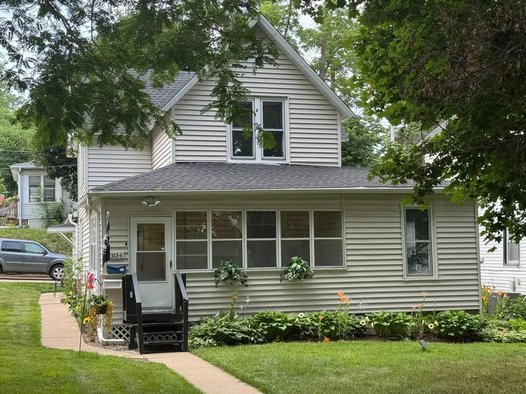 1134 Central Avenue Red Wing MN 55066