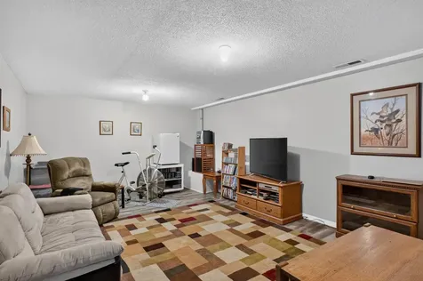 1424 Ash Street Alexandria MN 56308