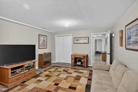1424 Ash Street Alexandria MN 56308