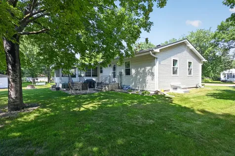 1424 Ash Street Alexandria MN 56308