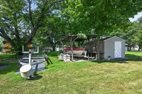 1424 Ash Street Alexandria MN 56308