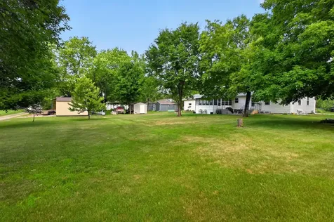 1424 Ash Street Alexandria MN 56308