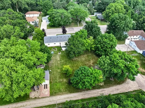 1424 Ash Street Alexandria MN 56308