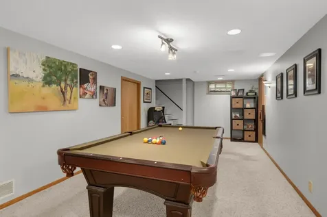 3407 Payne Avenue Vadnais Heights MN 55127