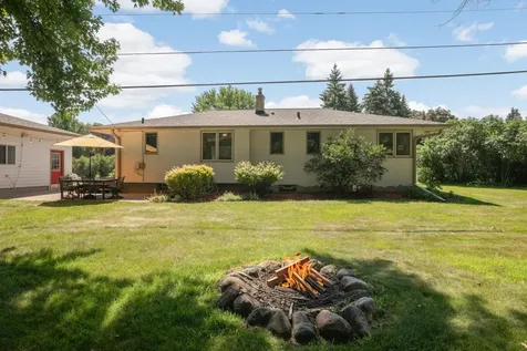 3407 Payne Avenue Vadnais Heights MN 55127