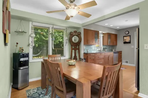 3407 Payne Avenue Vadnais Heights MN 55127