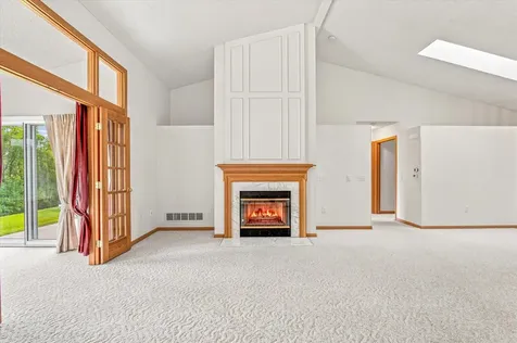 7588 Ojibway Park Bay Woodbury MN 55125
