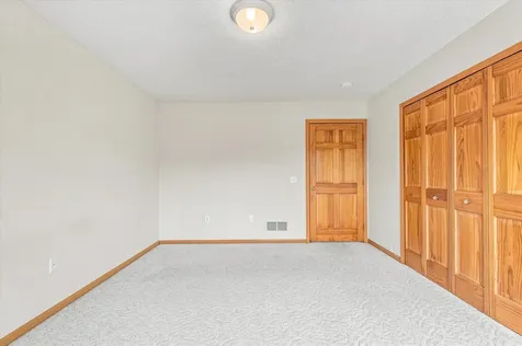 7588 Ojibway Park Bay Woodbury MN 55125