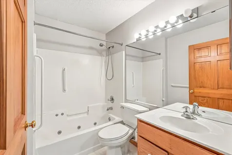 7588 Ojibway Park Bay Woodbury MN 55125