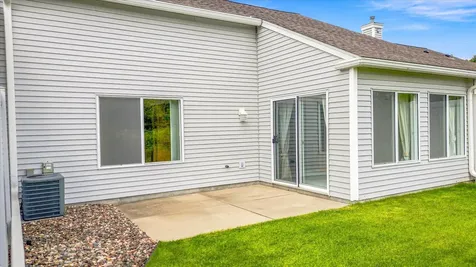 7588 Ojibway Park Bay Woodbury MN 55125