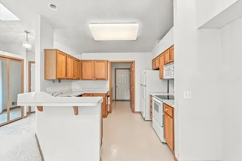 7588 Ojibway Park Bay Woodbury MN 55125