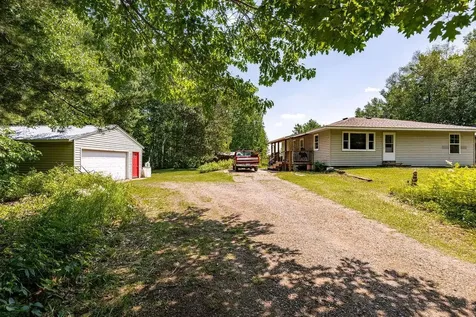 2592 Strandberg Road Barnum MN 55707