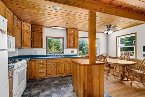2592 Strandberg Road Barnum MN 55707