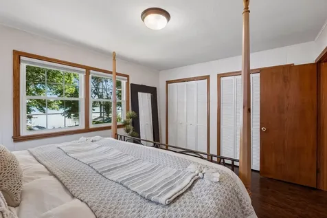 2760 S Shore Drive Prior Lake MN 55372