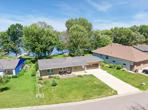 2760 S Shore Drive Prior Lake MN 55372