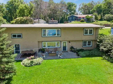 2760 S Shore Drive Prior Lake MN 55372