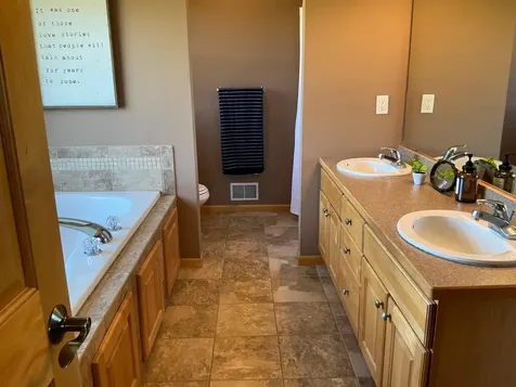 9352 67th Street NW Annandale MN 55302