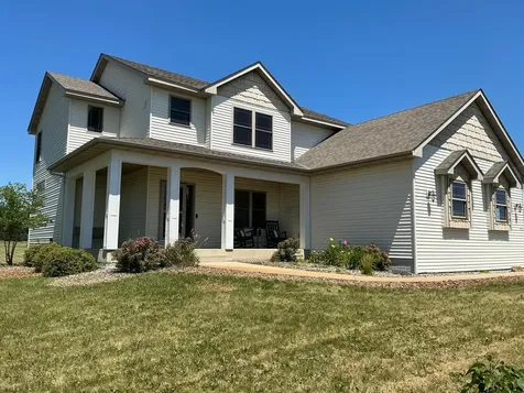 9352 67th Street NW Annandale MN 55302