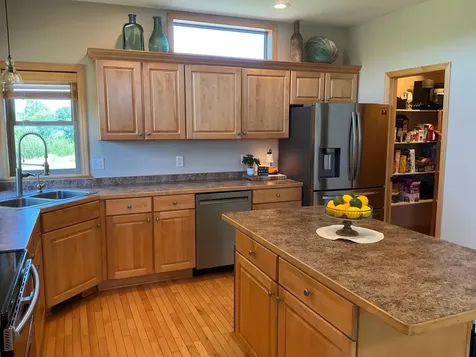 9352 67th Street NW Annandale MN 55302