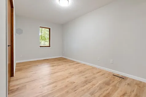 506 1st Street E Gaylord MN 55334